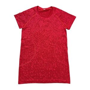 Lululemon Athletica Swiftly Tech Short-Sleeve Shirt Women’s 8 Orange and Red